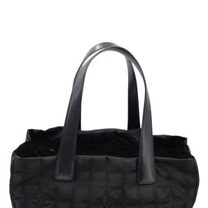 Chanel New Travel Line Tote Medium Chanel Chanel 29