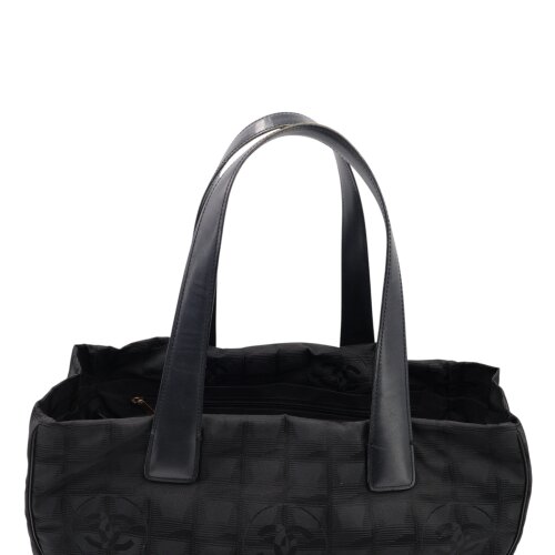 Chanel New Travel Line Tote Medium Chanel Chanel 13