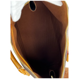 Louis Vuitton Alma PM Monogram Canvas Handtaschen Louis Vuitton 33