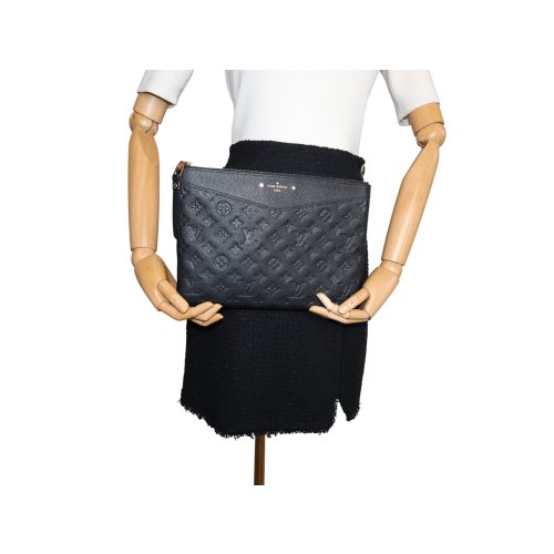 Louis Vuitton Daily Pouch Handbags Louis Vuitton 6