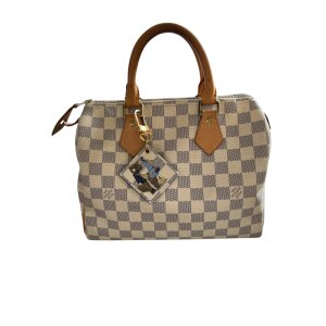 Louis Vuitton Illustre Groom Taschenanhänger Limitierte Editionen Louis Vuitton 11