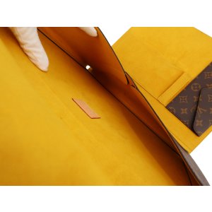 Louis Vuitton Mark Folder Carrier bags Louis Vuitton 28