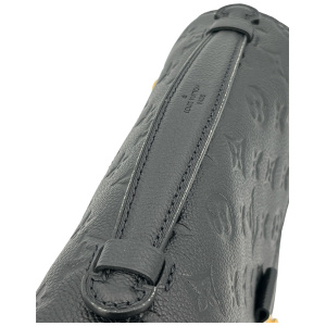 Louis Vuitton Pochette Metis Empreinte Schwarz Handtaschen Louis Vuitton 36