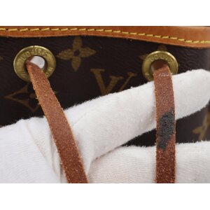 Louis Vuitton Noe Petit Monogram Canvas Handtaschen Louis Vuitton 41