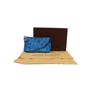 Louis Vuitton Pochette Accessoires Cosmic Blossom Handtaschen Louis Vuitton 16