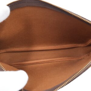 Louis Vuitton Pochette Accessoires Monogram Canvas Handtaschen Louis Vuitton 32