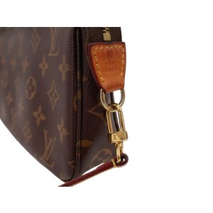 Louis Vuitton Pochette Accessoires NM Monogram Canvas Handtaschen Louis Vuitton 30