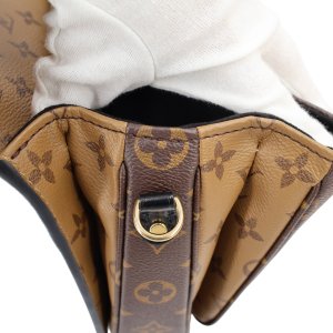 Louis Vuitton Pochette Metis Monogram Reverse Canvas Handtaschen Louis Vuitton 39