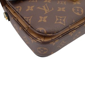 Louis Vuitton Pochette Metis Monogram Reverse Canvas Handtaschen Louis Vuitton 32
