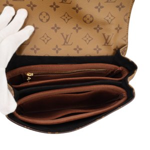 Louis Vuitton Pochette Metis Monogram Reverse Canvas Handtaschen Louis Vuitton 40
