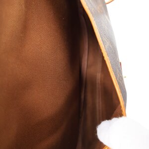Louis Vuitton Saumur 30 Monogram Canvas Carrier bags Louis Vuitton 33