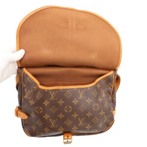 Louis Vuitton Saumur 30 Monogram Canvas Carrier bags Louis Vuitton 34