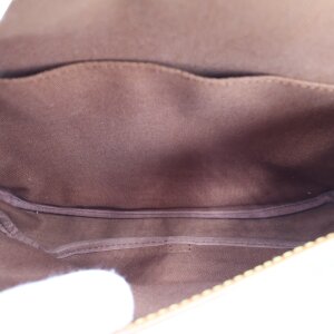 Louis Vuitton Saumur 30 Monogram Canvas Carrier bags Louis Vuitton 35