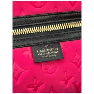 Louis Vuitton Scuba MM Carrier bags Louis Vuitton 31