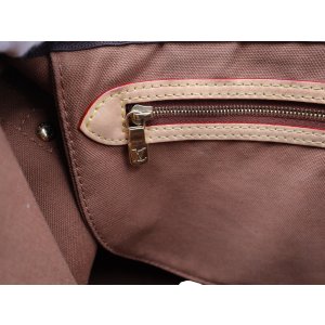 Louis Vuitton Speedy 30 Bandouliere Monogram Canvas Carrier bags Louis Vuitton 42