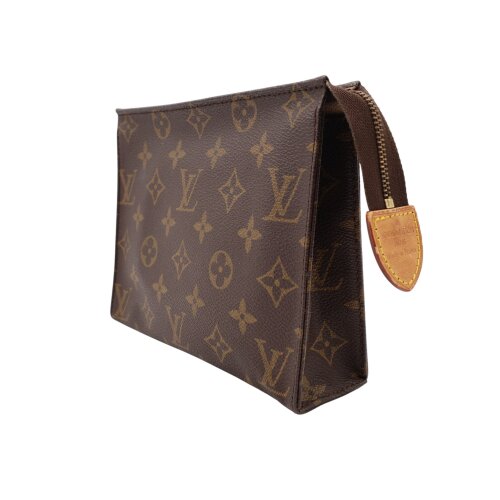 Louis Vuitton Poche Toilette 19 Monogram Canvas Kleinlederwaren Louis Vuitton 2