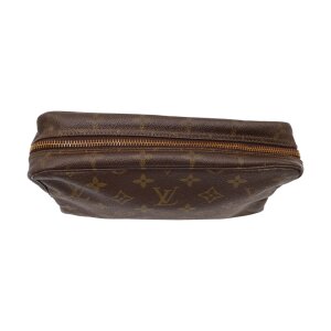 Louis Vuitton Trousse Toilette 23 Monogram Canvas For men Louis Vuitton 25