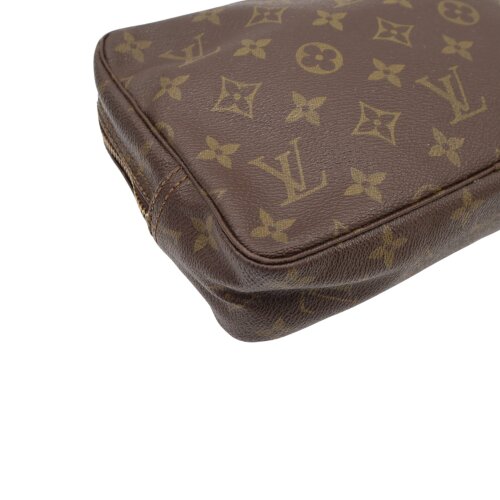 Louis Vuitton Trousse Toilette 23 Monogram Canvas For men Louis Vuitton 11