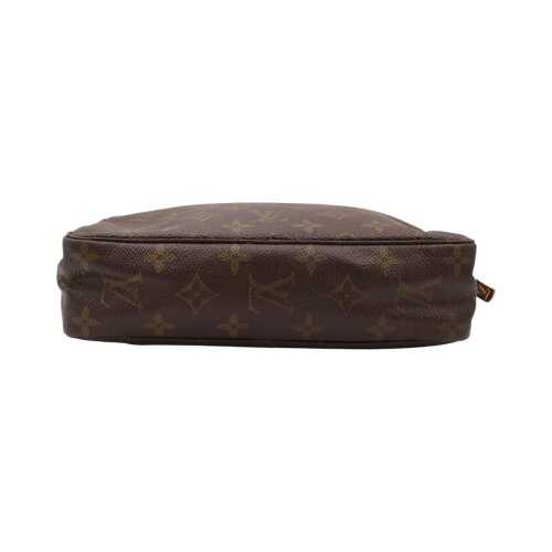 Louis Vuitton Trousse Toilette 23 Monogram Canvas For men Louis Vuitton 10