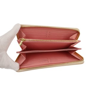 Louis Vuitton Damier Azur X-Mas 2018 Zippy Geldbörsen Louis Vuitton 19