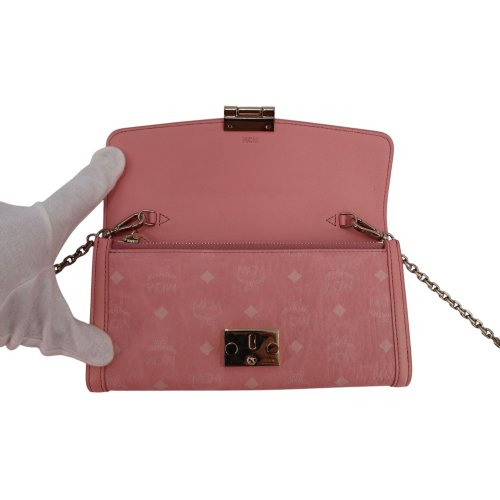 MCM Tracy Geldbörse mit Schulterkette Geldbörsen MCM 12