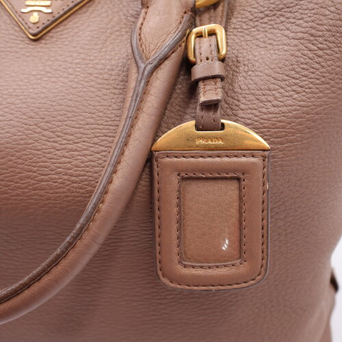 Prada Vitello Daino Shopping Bag Carrier bags Prada 16